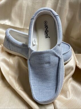 US Sports® Vinyasa-Lite Slip-On Women’s Sneakers in Light Blue size 8
